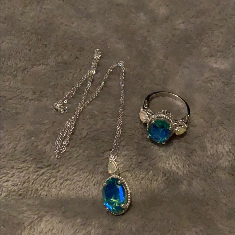 Peacock Quartz & Welo Opal platinum over SS SET